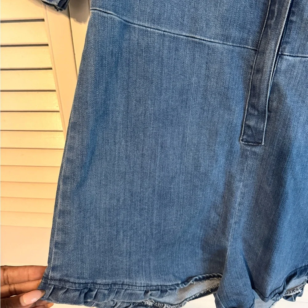 PrettyLittleThing Light Blue Denim Top - Picture 4 of 8